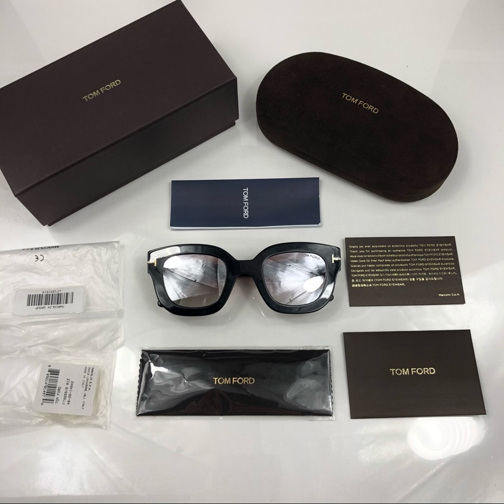 New TOM FORD Pia Black Square Sunglasses - Picture 2 of 16